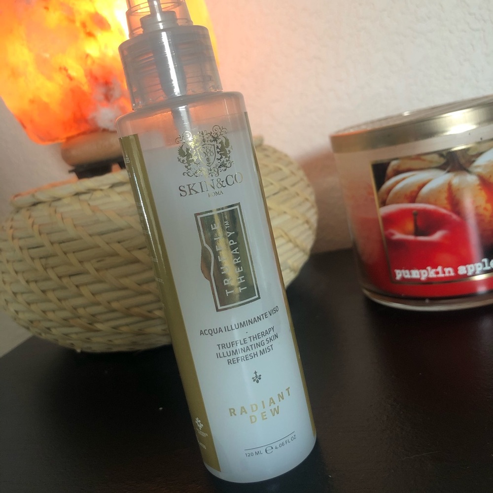 SKIN&CO - TRUFFLE THERAPY RADIANT DEW MIST